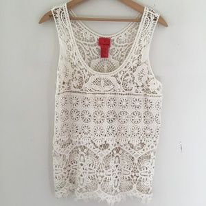 Christina V Crocheted Cream Colored Top is New w/o Tags! Size Large